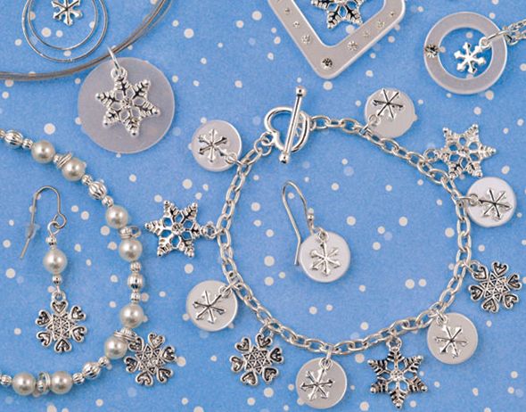 snowflake-header assorted snowflakes